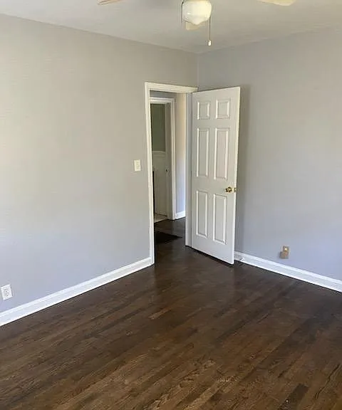 2049 Juanita St — Photo 10