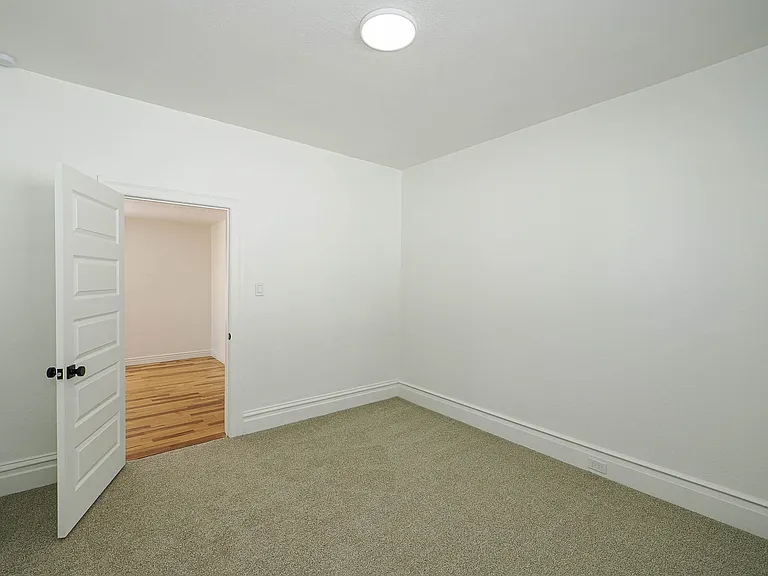 843 W Emeril Ave — Photo 10