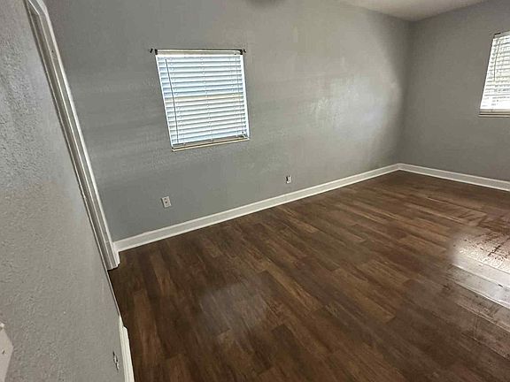 3rd image of 11257 Princessa Ln