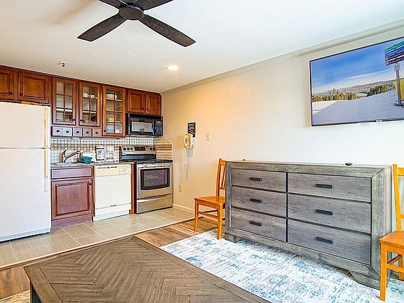 5th image of 75 Mountain Lodge Ln #288