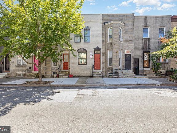 2nd image of 3515 Gough St