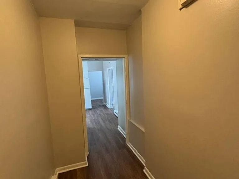 1332 Stevens Ave — Photo 4
