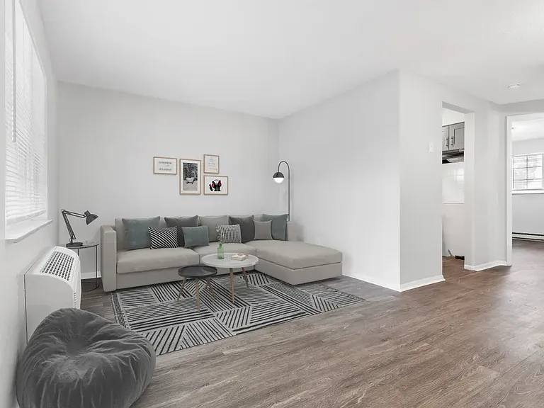 Arbor Grove Apartments — Photo 8