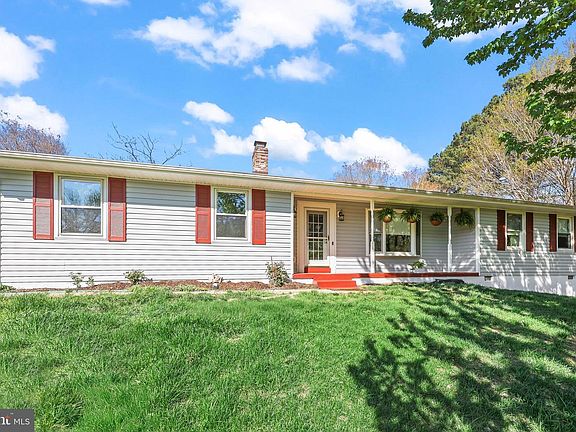 2nd image of 874 Truslow Rd