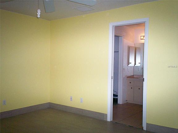3rd image of 4401 Heyward St