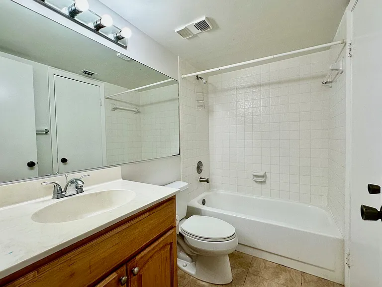 9877 Westview Dr #623 — Photo 22