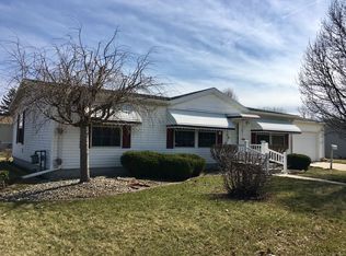 1233 Dickinson St, Fremont, OH 43420