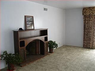 3rd image of 676 Skyline Dr