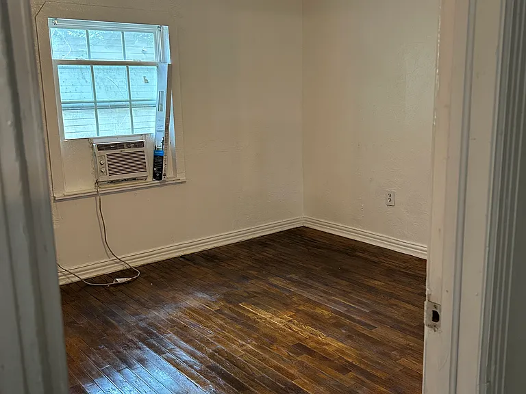 112 W Spruce Ave — Photo 7