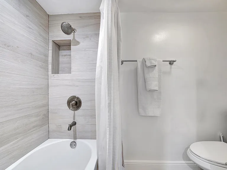 516 Osprey Dr #16C — Photo 39