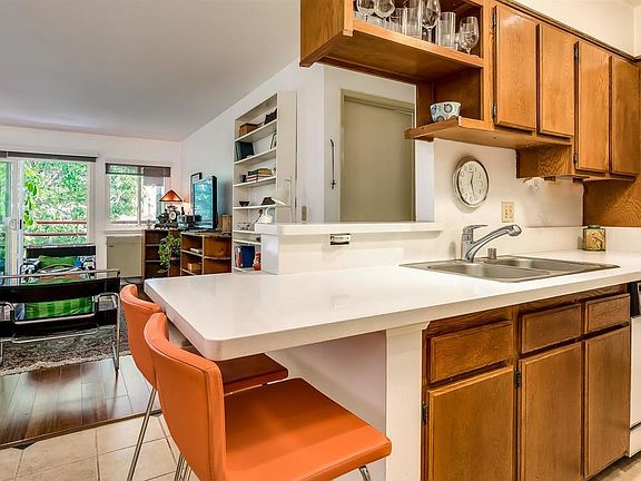 4th image of 1119 Albany St APT 227