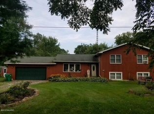 55879 Ruggles Rd, Three Rivers, MI 49093