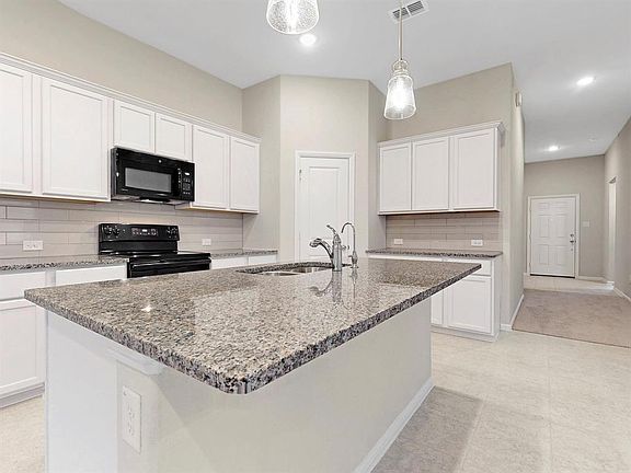 3rd image of 2107 Auburndale Ave