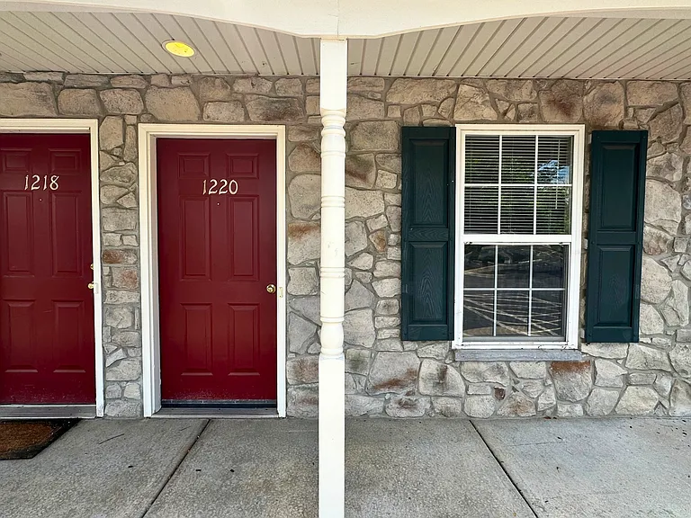 1220 Hammon Ave — Photo 3