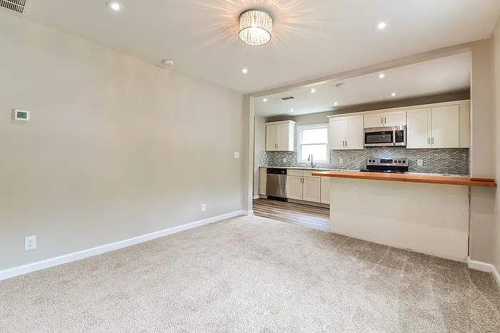 269 Moreland Way — Photo 5