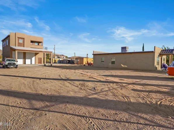 5316 League Rd, El Paso, TX 79938