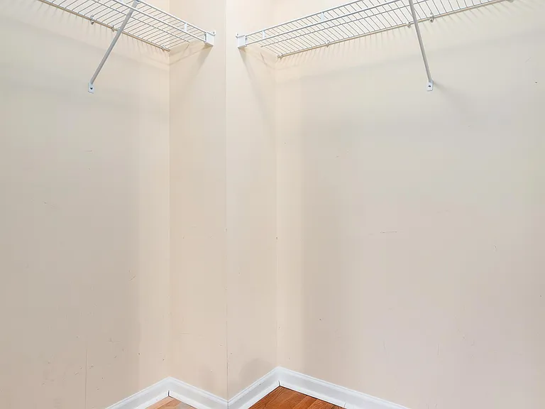 117 Vancouver Rd — Photo 40