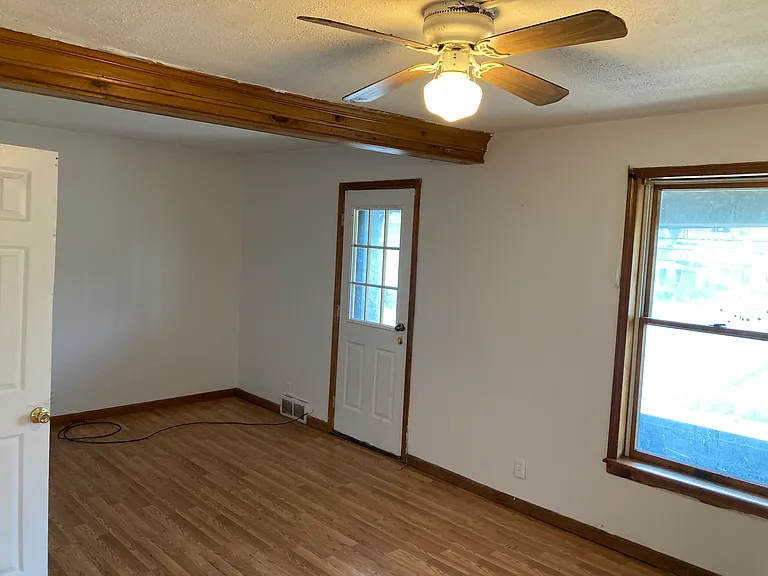 1935 Niagara St #2 — Photo 8