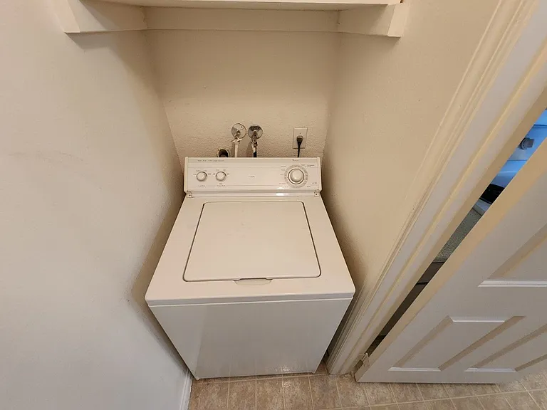 231 W Horizon Ridge Pkwy #417 — Photo 19