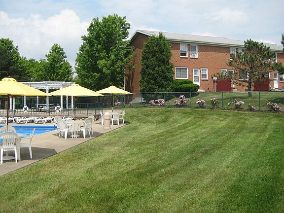 Kings Gate West Apartment Rentals - Camillus, NY | Zillow