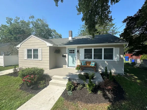 8 E California Ave, Pleasantville, NJ 08232