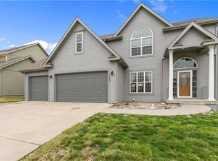 9026 NE 107th Ter, Kansas City, MO 64157