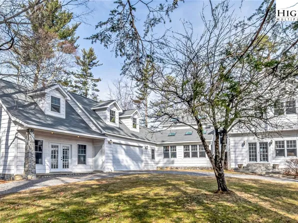 140 Library Lane, Banner Elk, NC 28604