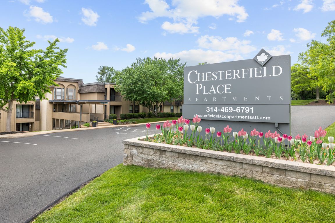 Welcome Home | Chesterfield Place Apartments Main Entrance