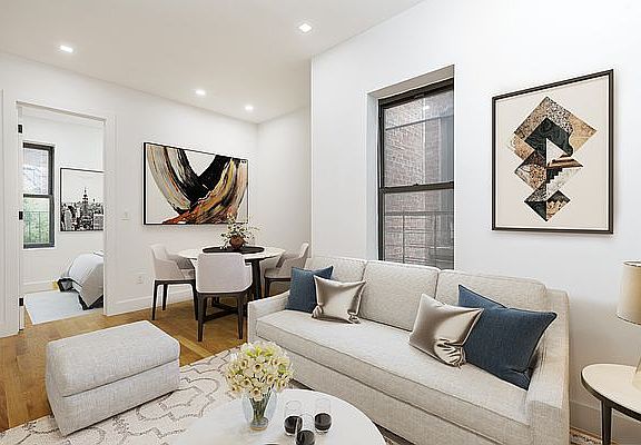 2nd image of 208 W 88th St APT 5E