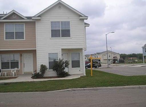 1st image of 0000003 BRATTON DR #1