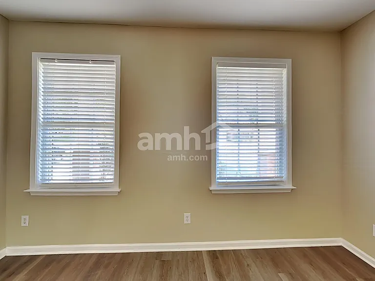 5235 Fieldgate Ridge Dr — Photo 8