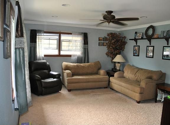 3rd image of 5625 S 113th St