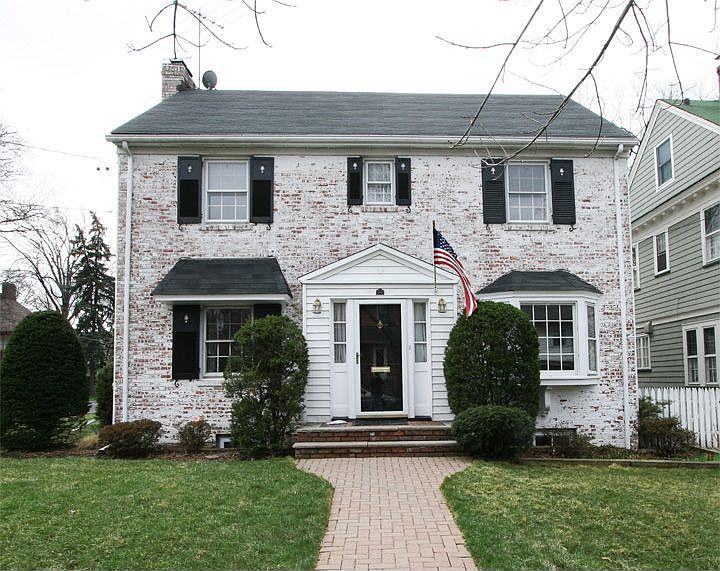1st image of 22 Plymouth Ave