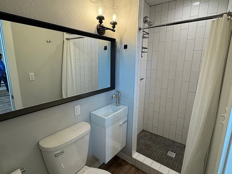 127 1st St SE #1 — Photo 9
