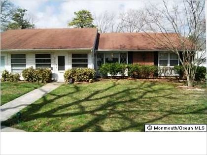 2nd image of 481A Thornbury Ct