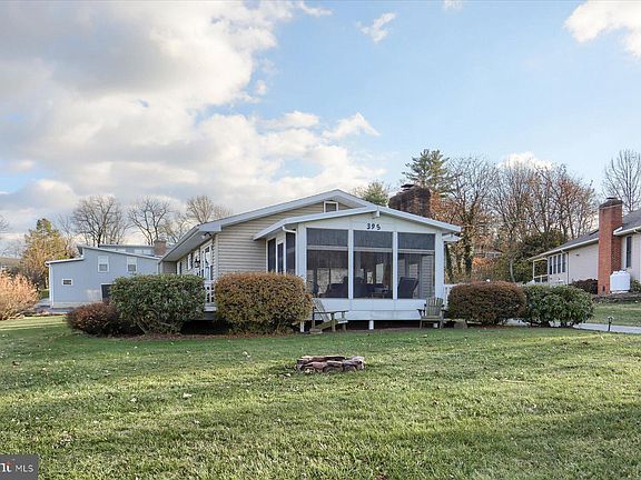 2nd image of 395 Lake Meade Dr