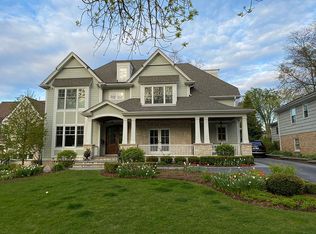 207 Walker Ave, Clarendon Hills, IL 60514