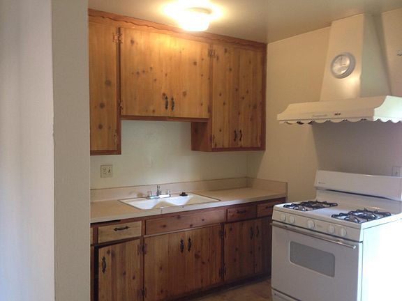 3rd image of 24812 Newhall Ave #16