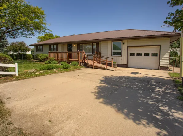 1345 College St, Hays, KS 67601