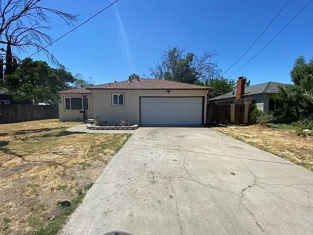 2712 Garrison St photo 1