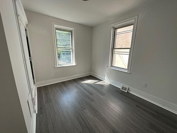 5th image of 123 W Ashmead St