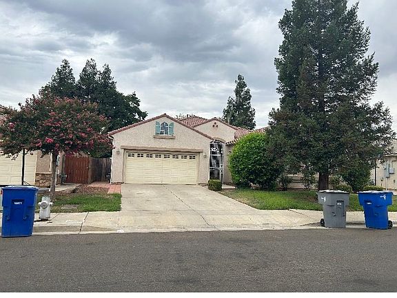 4th image of 8203 N Garden Ave