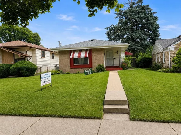 5718 N 74th STREET, Milwaukee, WI 53218