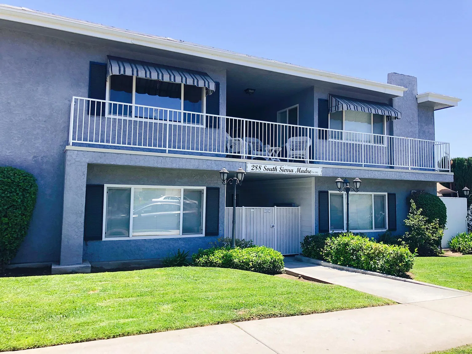288 S Sierra Madre Blvd — Photo 2