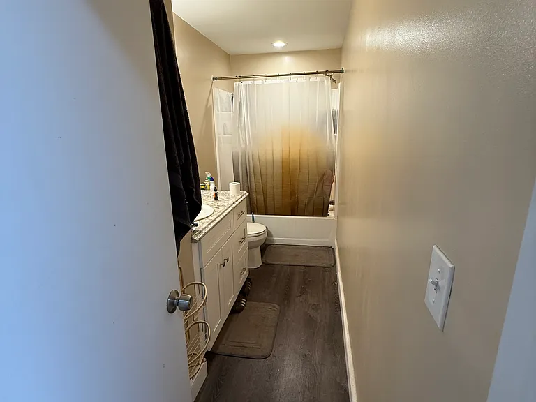 51 Georgia Ave — Photo 7