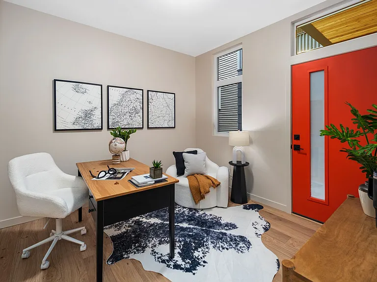 Flex space (office, yoga studio, 4th bedroom, music room, media room, storage, whatever you want!)
