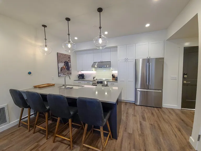 116 N Bozeman Ave #302 — Photo 6