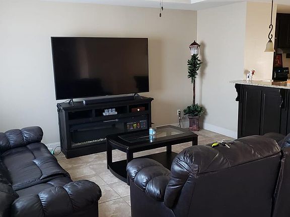 3rd image of 1473 De Bona Dr