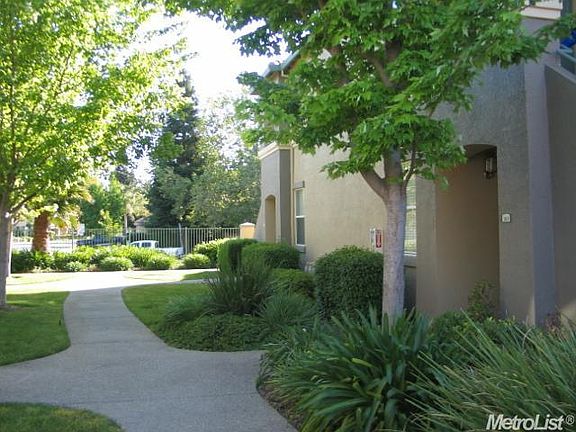 5th image of 5201 Laguna Oaks Dr Unit 68