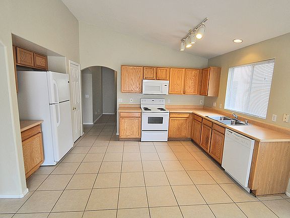 3rd image of 12925 W Laurel Ln